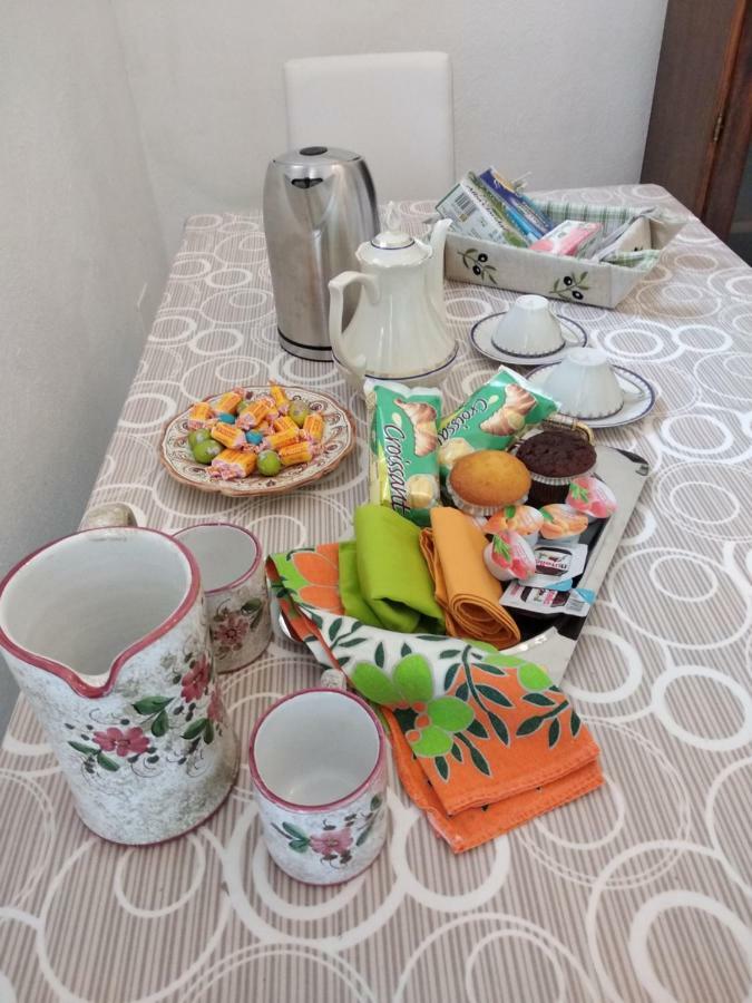 卡萨米乔拉泰尔梅Casa Rinuccia别墅 外观 照片